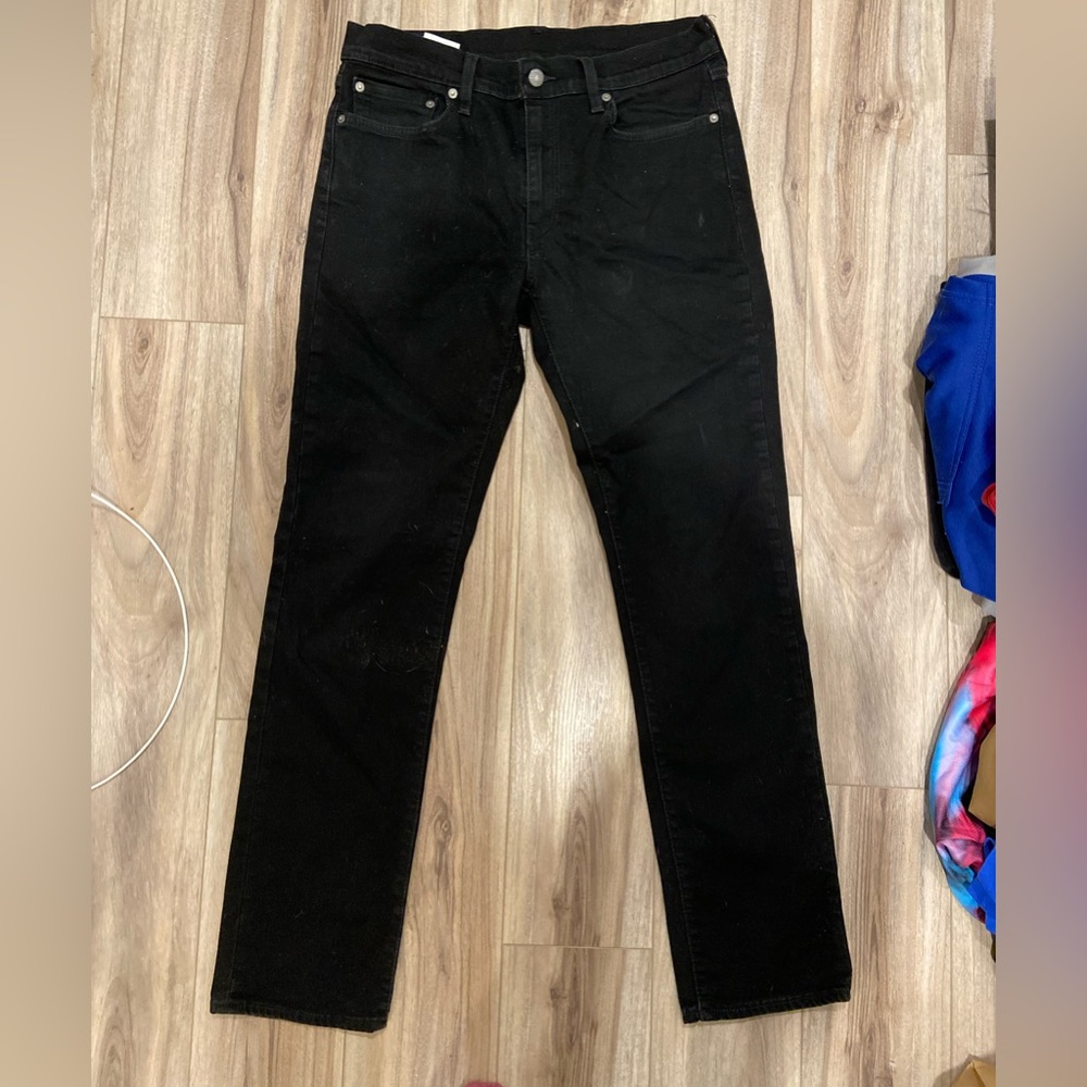 Levi jeans